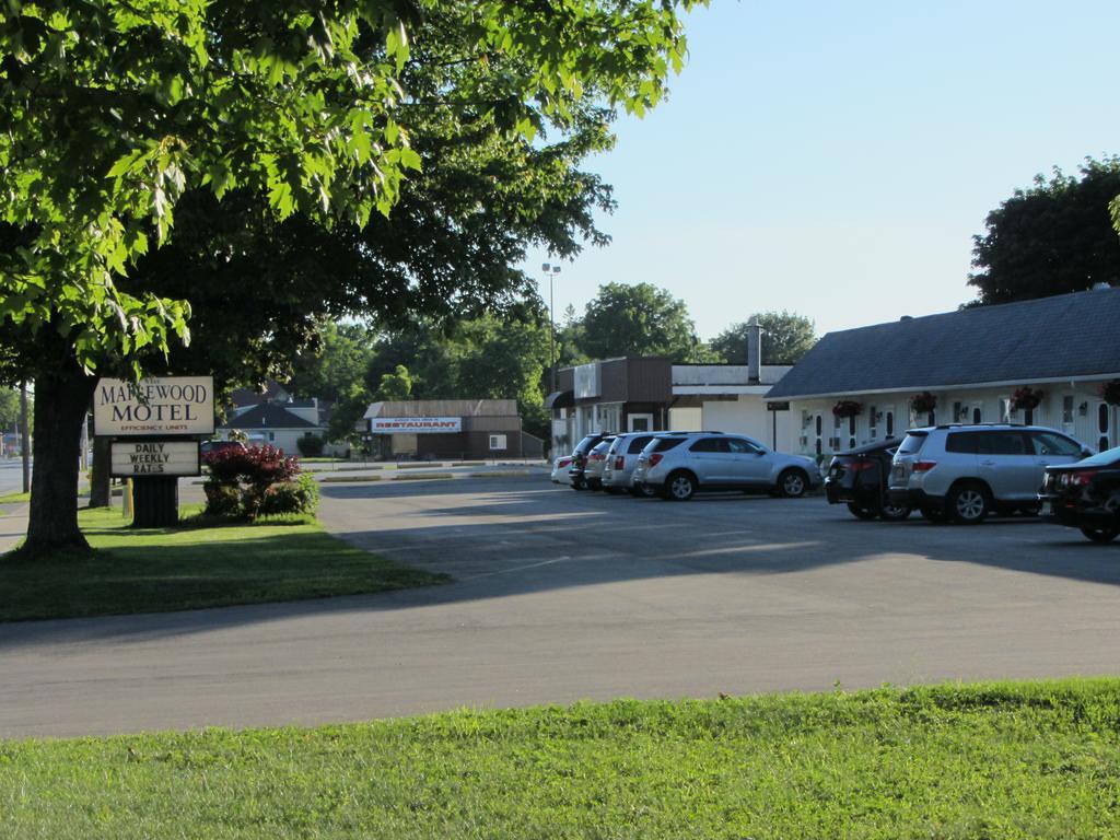 The Maplewood Motel ポート・エルジン エクステリア 写真