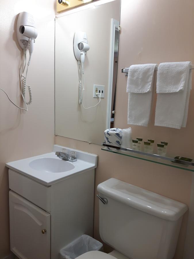 The Maplewood Motel ポート・エルジン エクステリア 写真